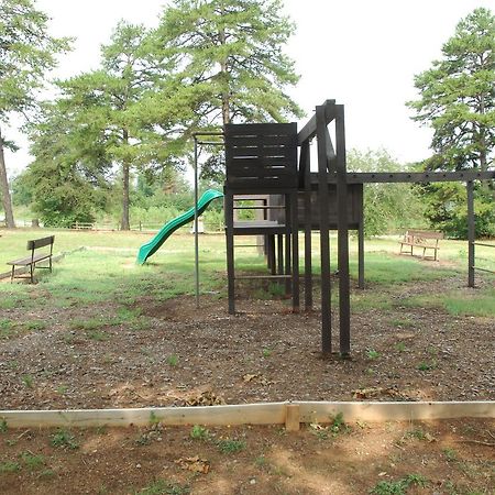 Carolina Landing Camping Resort Deluxe Cabin 4 Fair Play 外观 照片