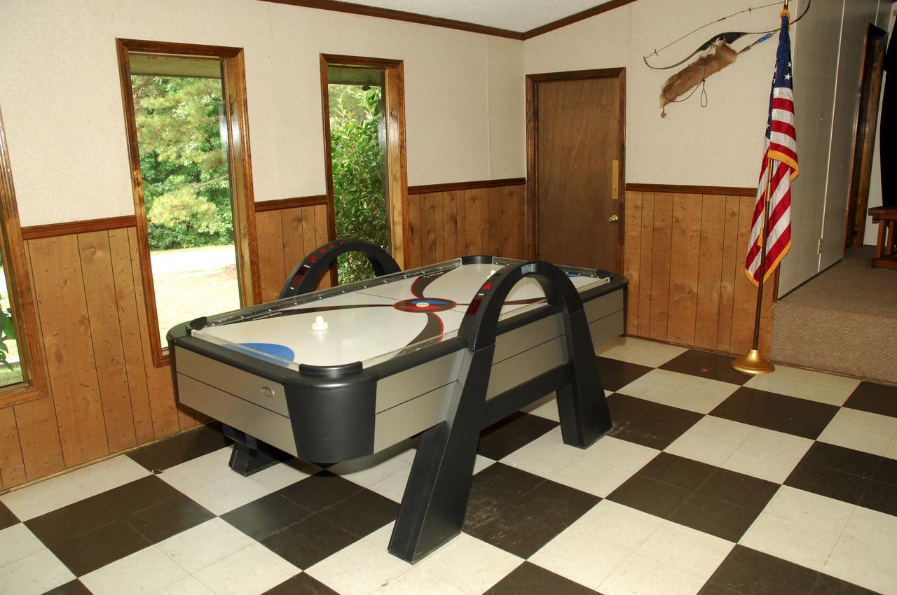 Carolina Landing Camping Resort Deluxe Cabin 4 Fair Play 外观 照片